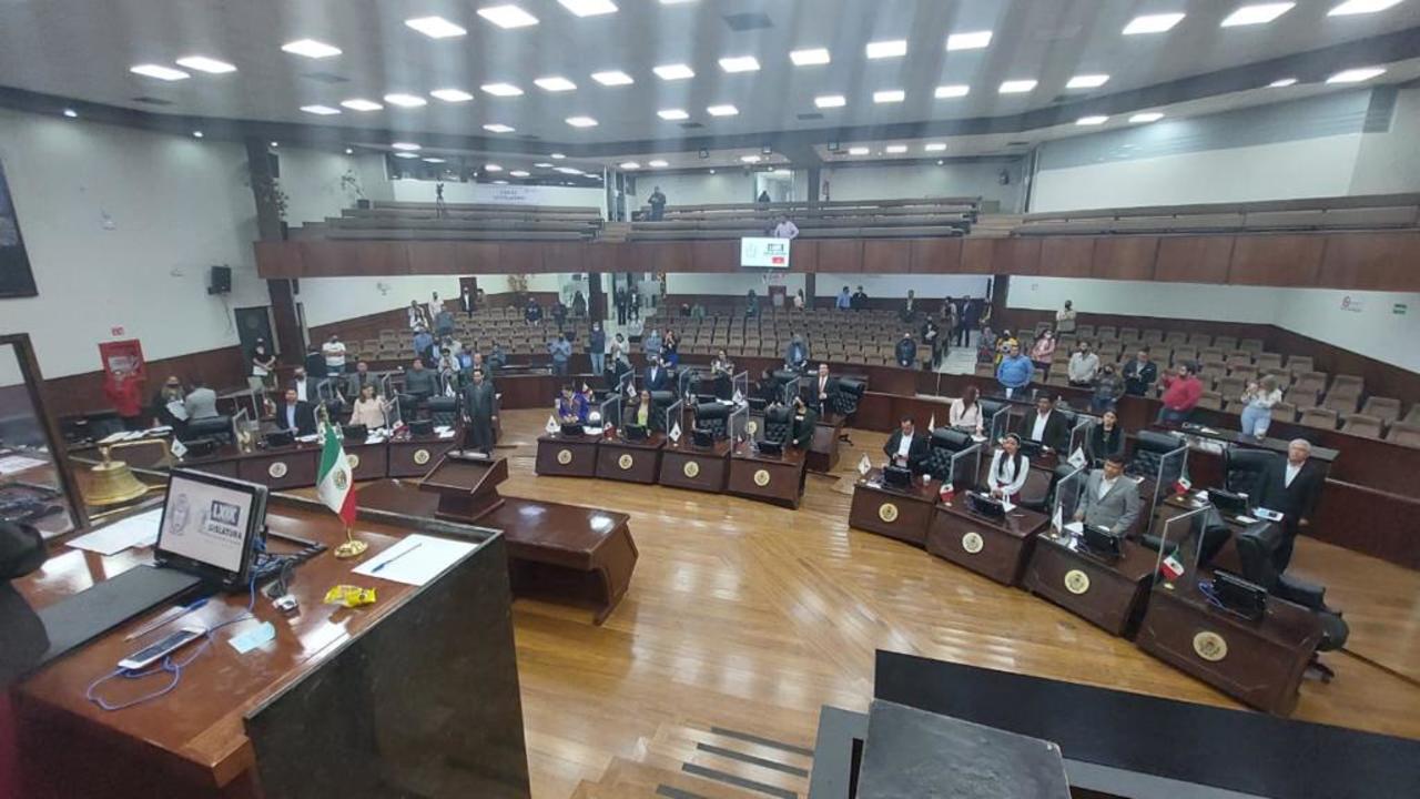 El pleno del Congreso del Estado aprobó en sesión las reformas al decreto de la Ley de Tránsito para los Municipios del Estado. (EL SIGLO DE TORREÓN)