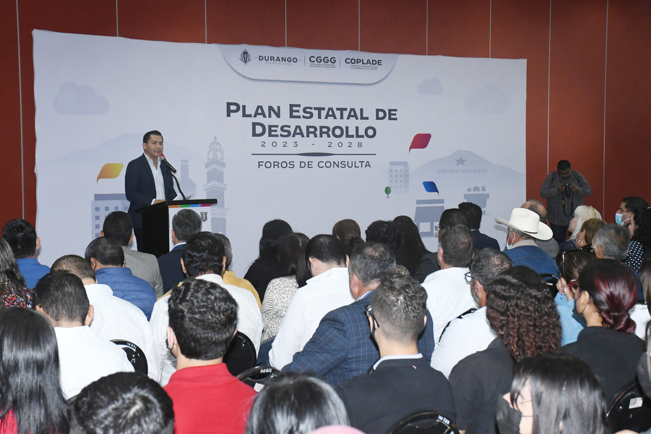 Fue en la Expo Feria Gómez Palacio, donde se realizó el primer Foro Regional rumbo al Plan Estatal de Desarrollo. (EL SIGLO DE TORREÓN)