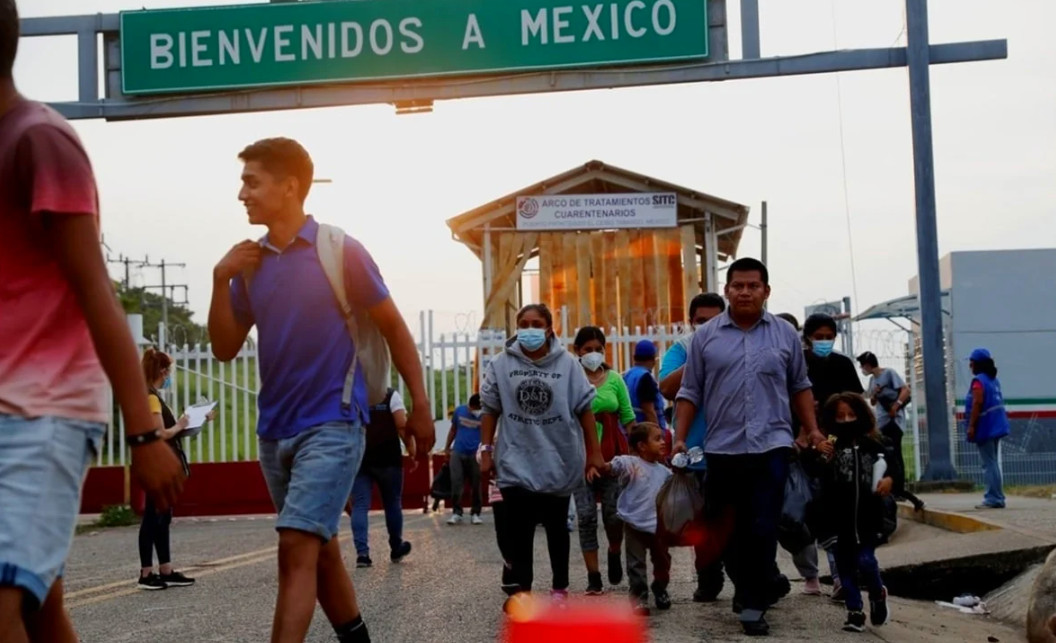 El fallo podría ser un revés temporal para el gobierno de Joe Biden, que podría apelar. (ARCHIVO)