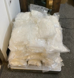 Aseguran agentes en aduana de EUA 41 kilos de metanfetaminas
