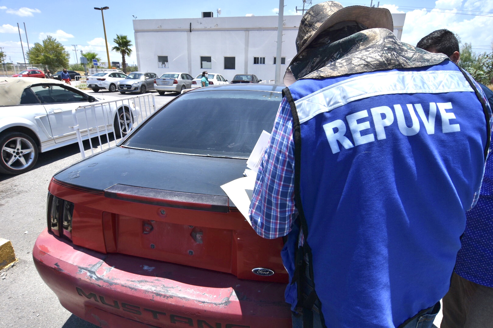 El Registro Público Vehicular (Repuve) no se anuncia en Internet para brindar asesoría. (Foto: SERGIO A. RODRÍGUEZ)