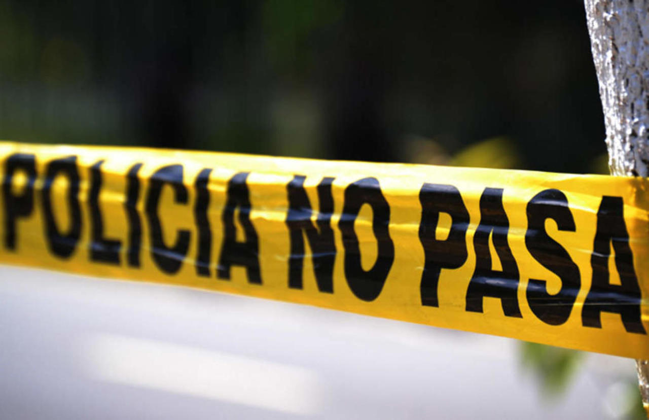 Dos policías estatales fueron alcanzados por las balas. (ARCHIVO)