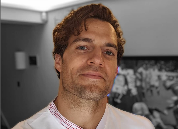 Revelan los 100 rostros más guapos del 2022 y Henry Cavill se lleva el primer puesto