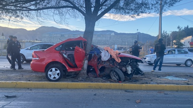 La conductora perdió el control del volante debido al exceso de velocidad. (Foto: ISABEL AMPUDIA / EL SIGLO COAHUILA)