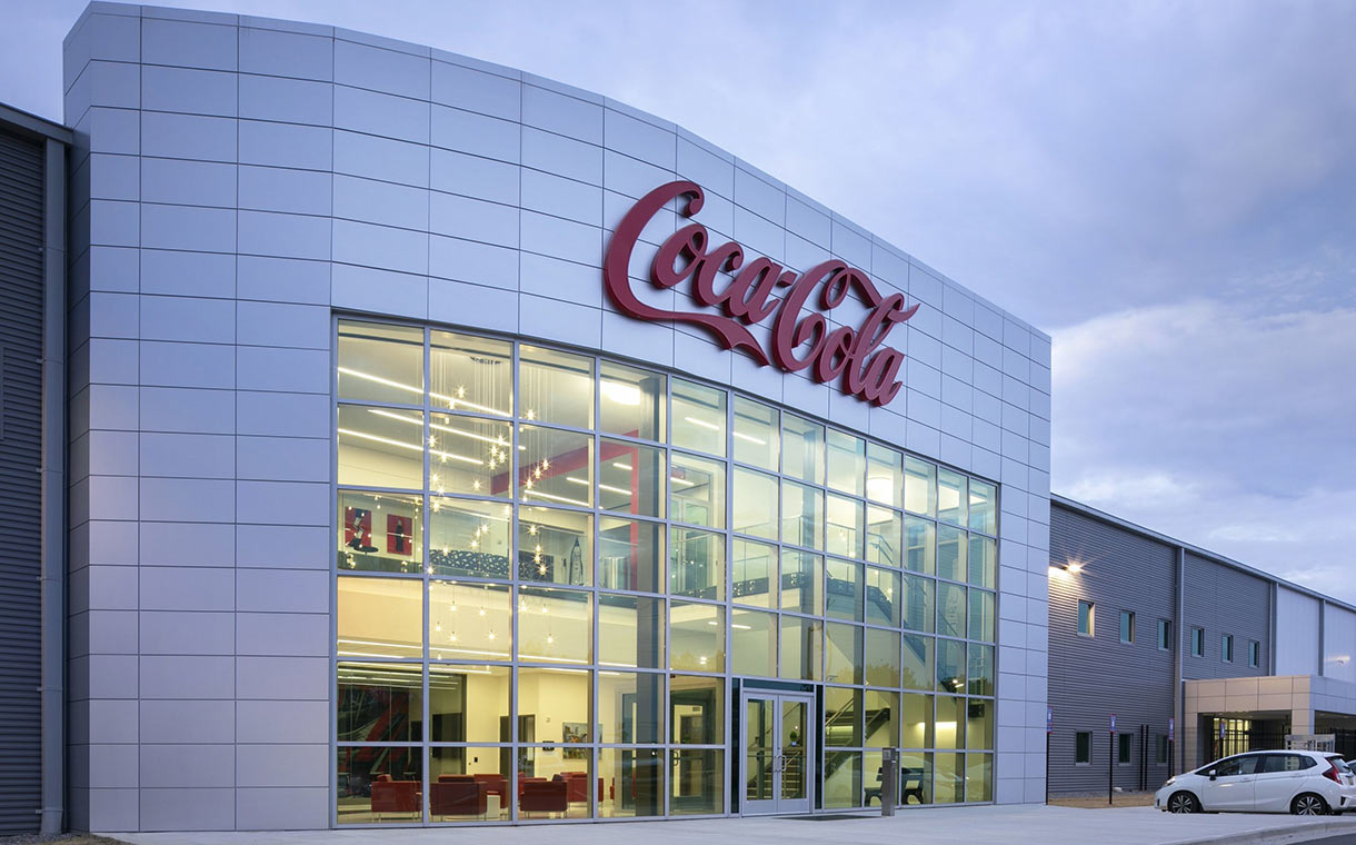 Coca-Cola ganó 9 mil 542 millones de dólares en 2022