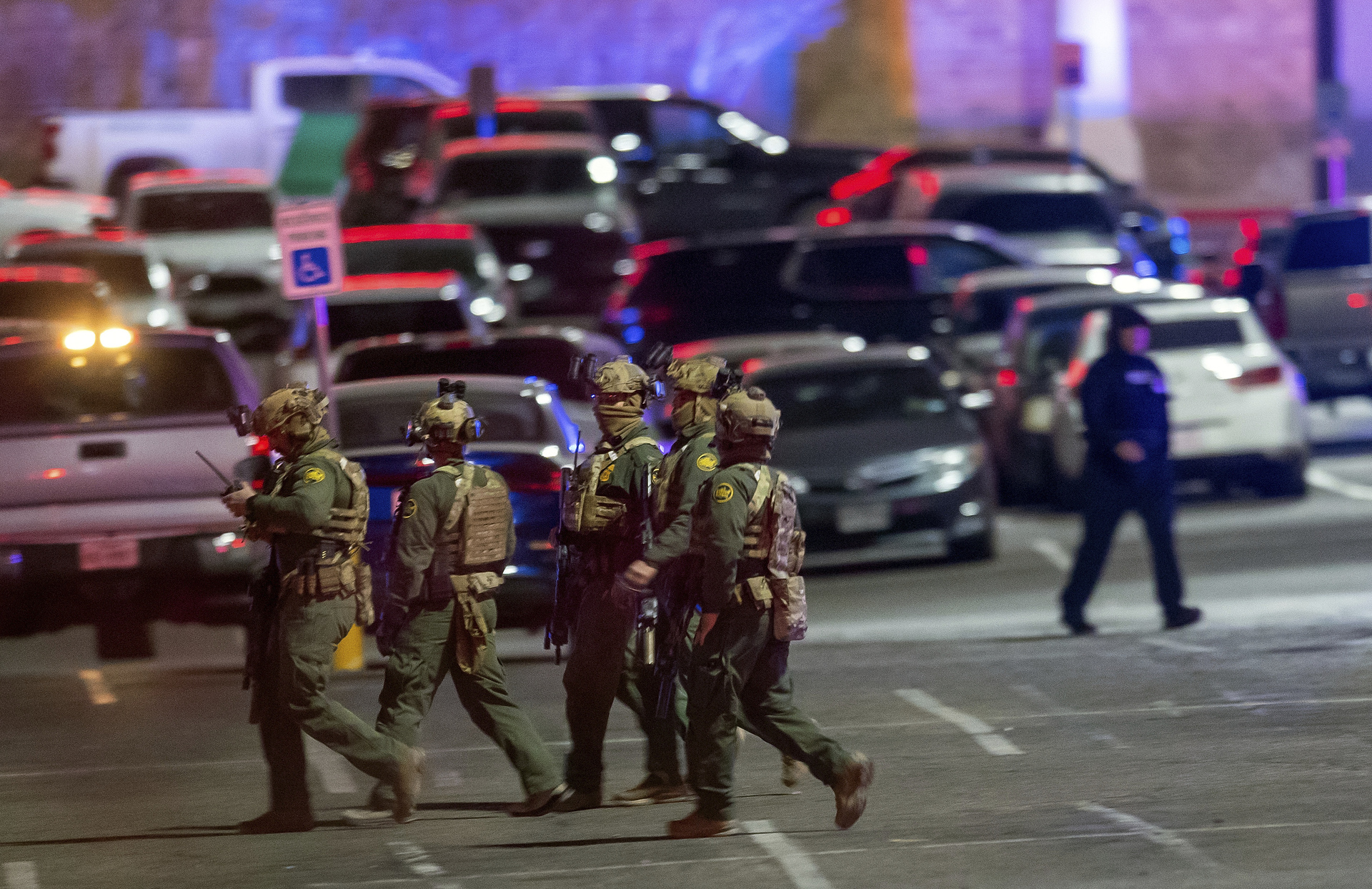 this-was-the-shooting-at-cielo-vista-mall-in-el-paso-texas-time-news