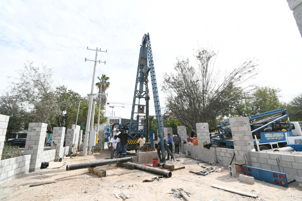 Darán en comodato una parte de la plaza Madero a favor del Simas Torreón para la construcción de pozo de agua.