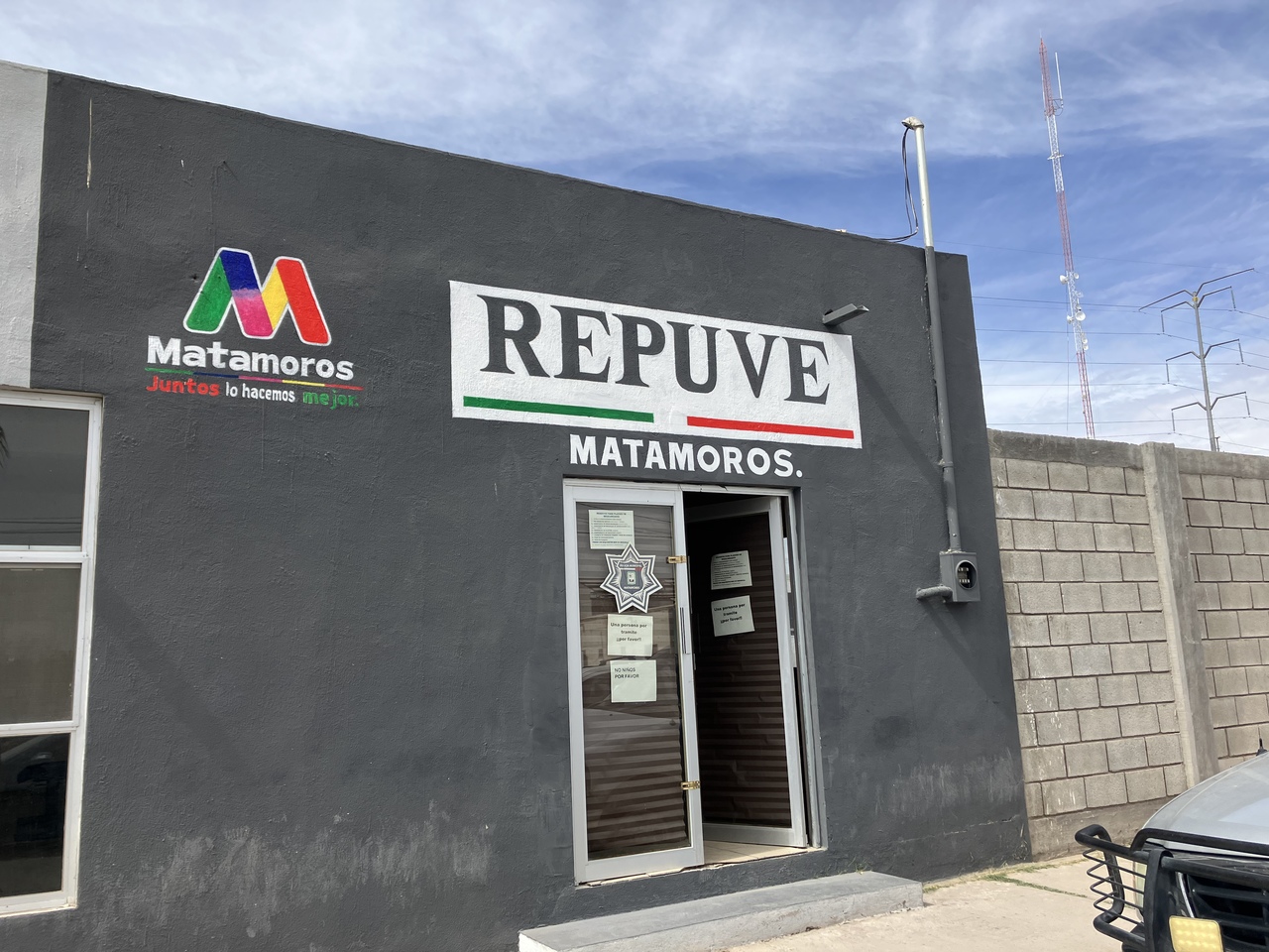 Hay citas disponibles de un día para otro para legalizar autos. (EL SIGLO DE TORREÓN)