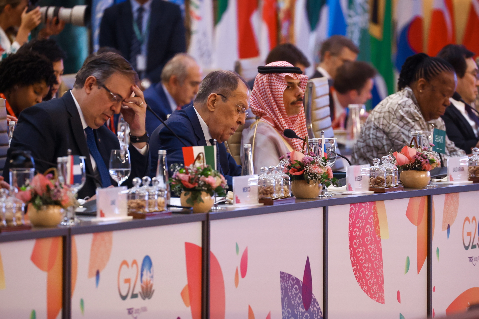 G20 meeting begins with geopolitical fractures