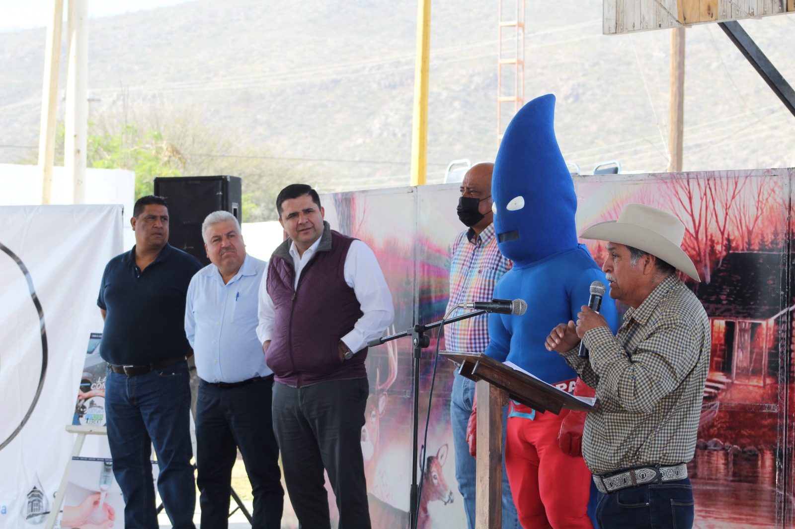 Se invita a los niños para tomar conciencia del cuidado que actualmente le dan al vital líquido.