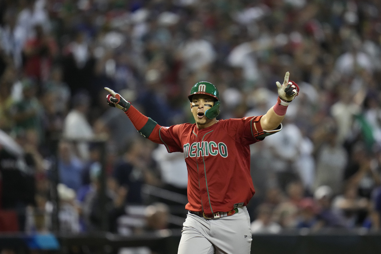 Joey Meneses bateó dos cuadrangulares y produjo cinco carreras, en la victoria de México 11-5 sobre Estados Unidos.