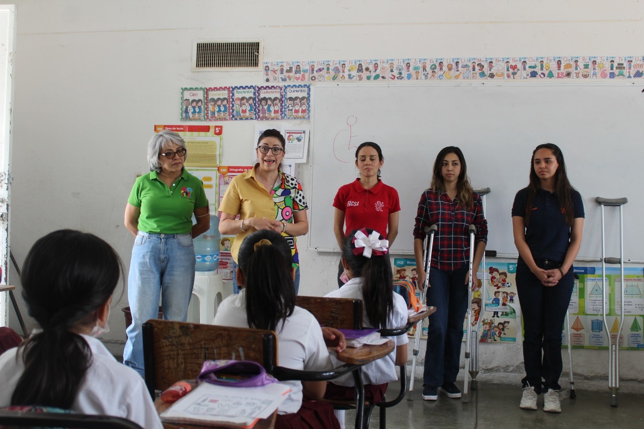 Continuarán las visitas a las diferentes escuelas de todo el municipio. (CORTESÍA)