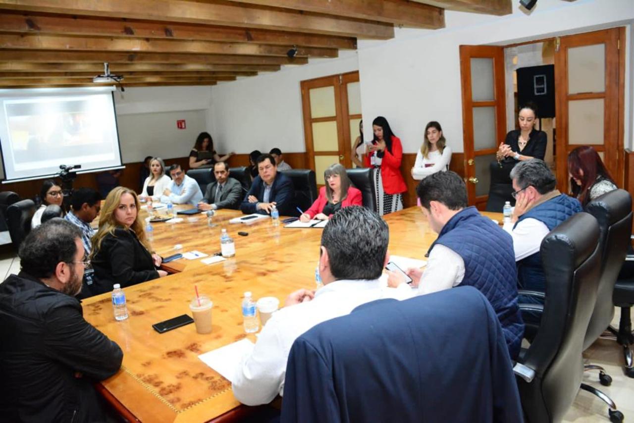 Diputados locales sostuvieron una reunión con titulares de organismos electorales.