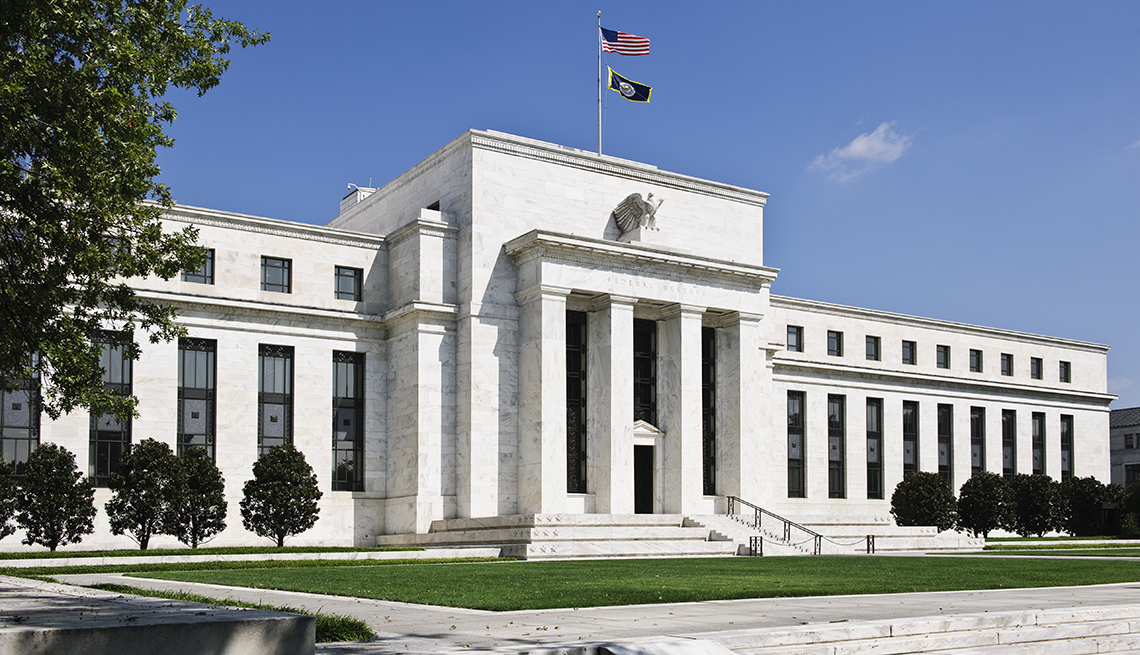Proponen renovar la figura del inspector de la Fed mediante un proyecto de ley en EUA