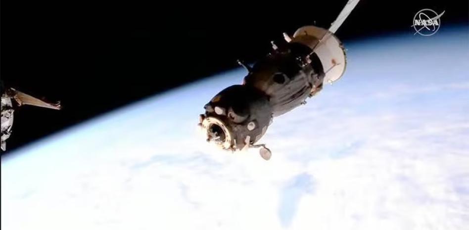 La Soyuz aterrizó a las 14:45 en la estepa kazaja, a 147 kilómetros de la ciudad de Zhezkazgan. (NASA)