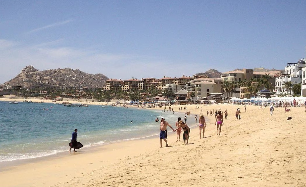 Tres playas no deben ser visitadas, para evitar afectaciones a la salud de los vacacionistas. (ESPECIAL)