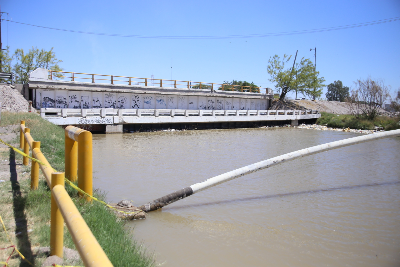 Son muchos los peligros al nadar en canales de riego, presas o ríos, informó la Conagua. (EL SIGLO DE TORREÓN)