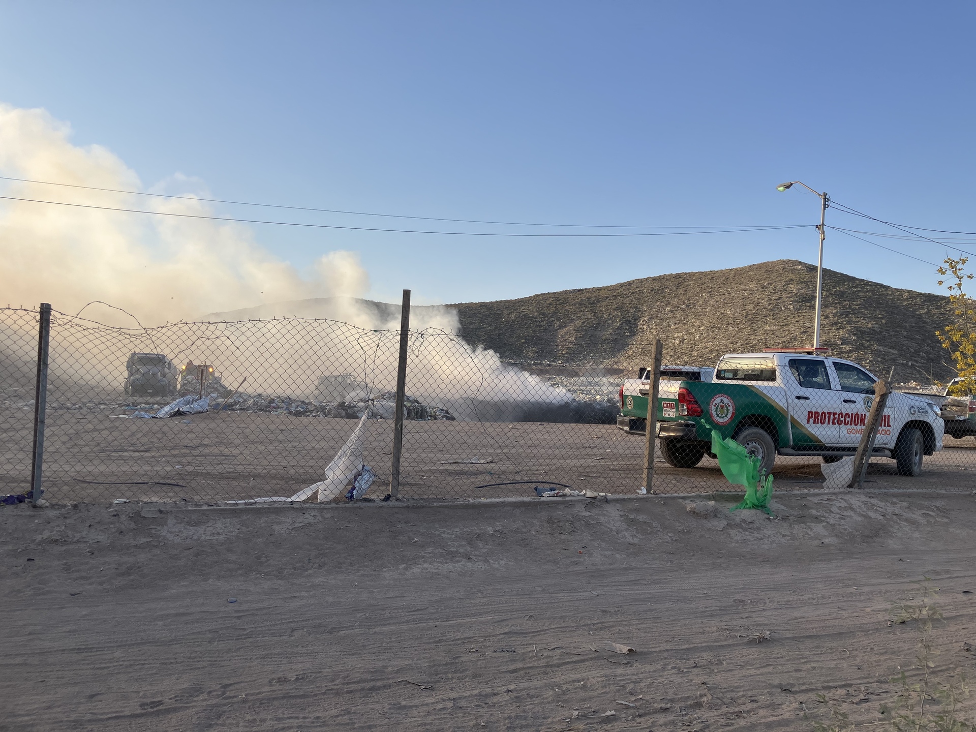 Se registra incendio en el relleno sanitario de Gómez Palacio
