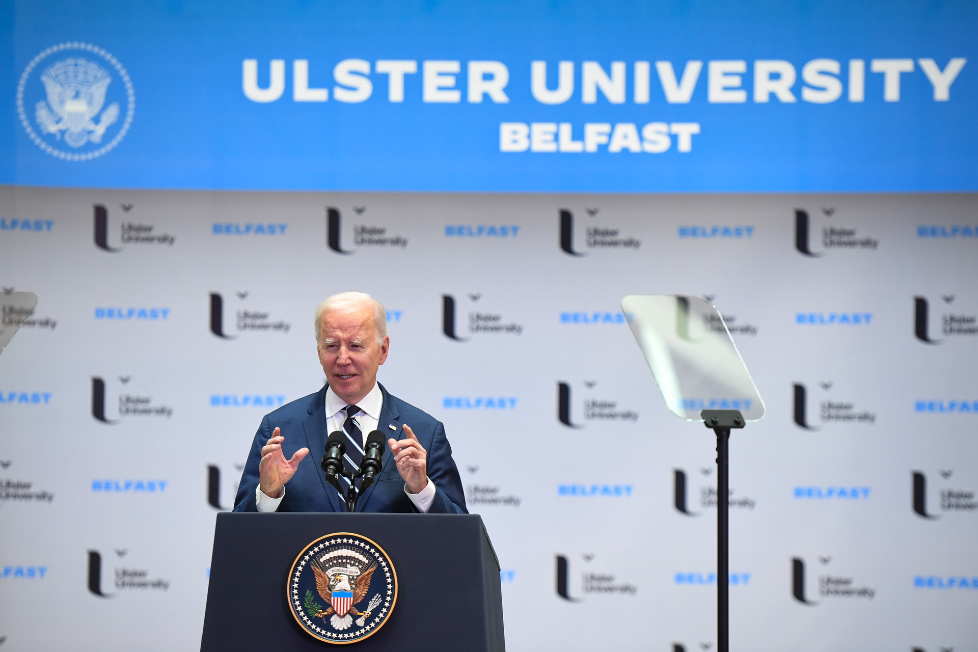 Biden celebra los beneficios visibles del acuerdo de paz en Irlanda del Norte en el 25 aniversario