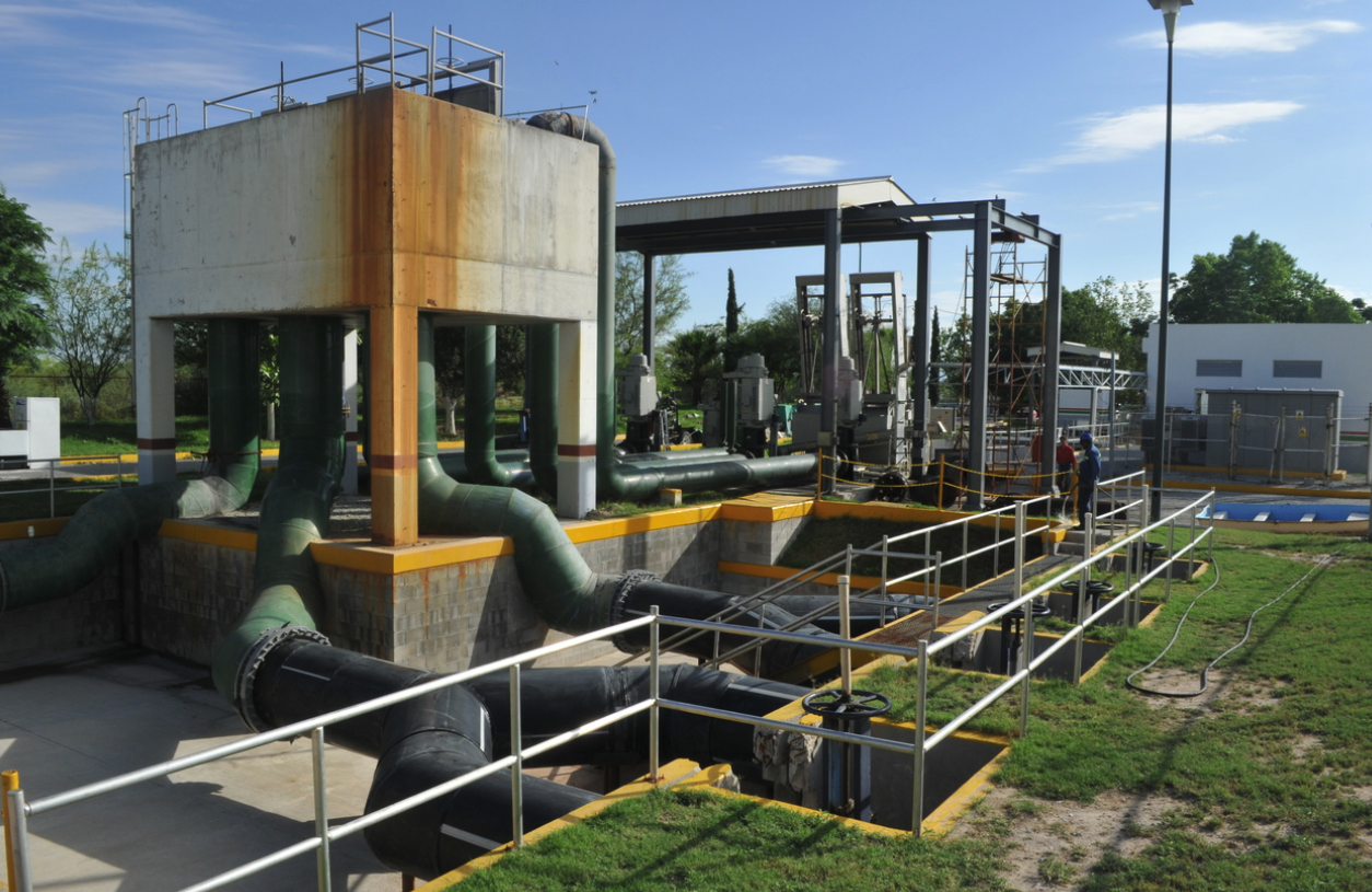 Se pretende llevar a cabo la construcción de una Planta Tratadora de Aguas Residuales capaz de realizar el tratamiento de mil 500 litros por segundo. (ARCHIVO)