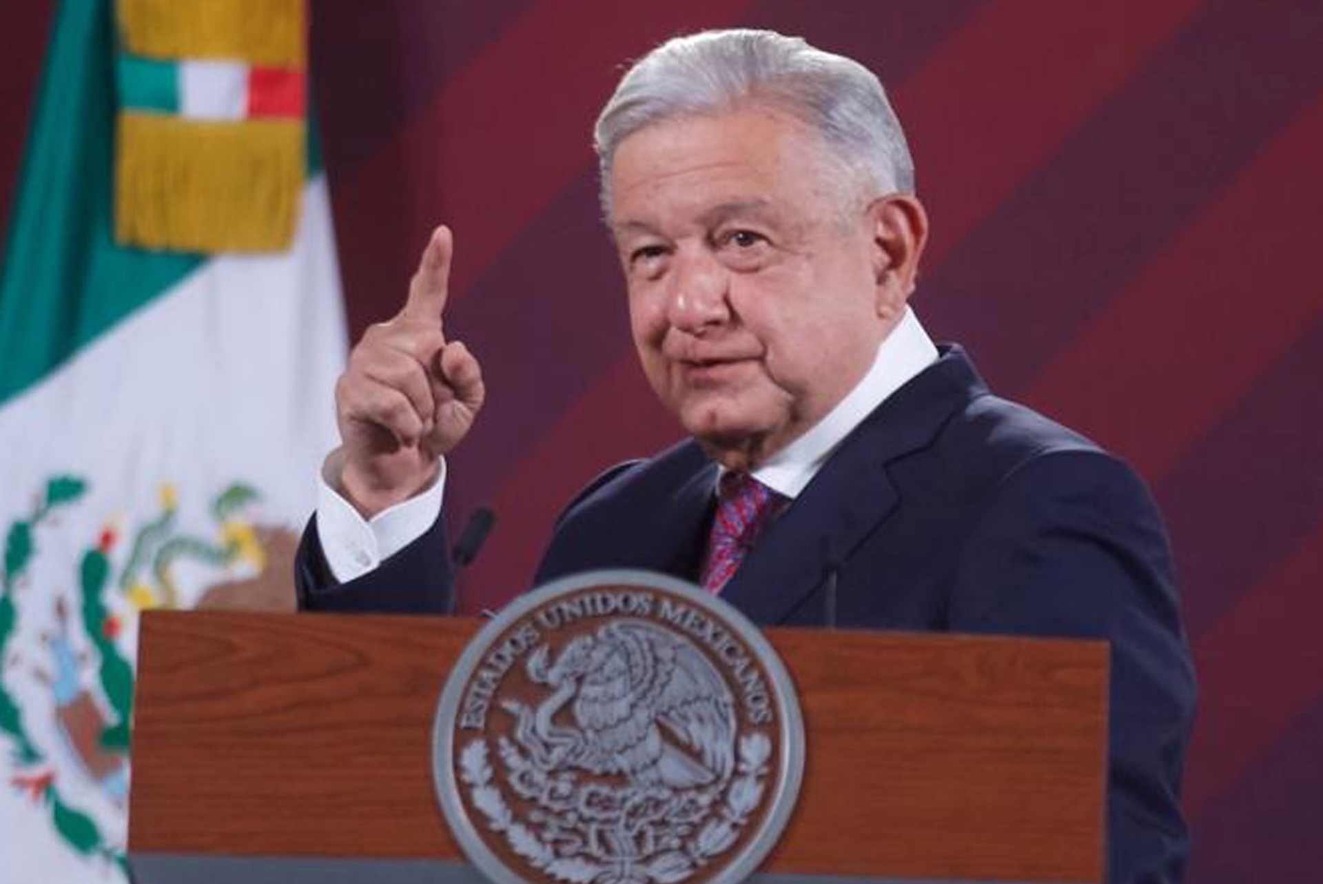 AMLO se encuentra aislado en Palacio Nacional; Adán Augusto desmiente desvanecimiento