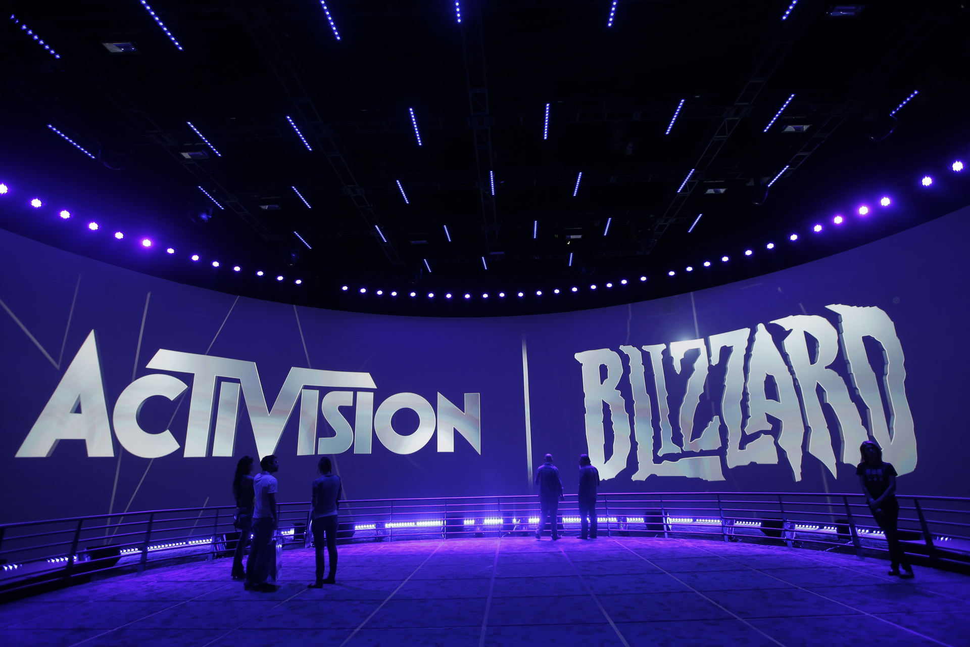 Reino Unido frena la compra de Activision por parte de Microsoft