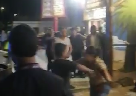Se registró una fuerte riña al exterior del bar Don Crudelio en Torreón.