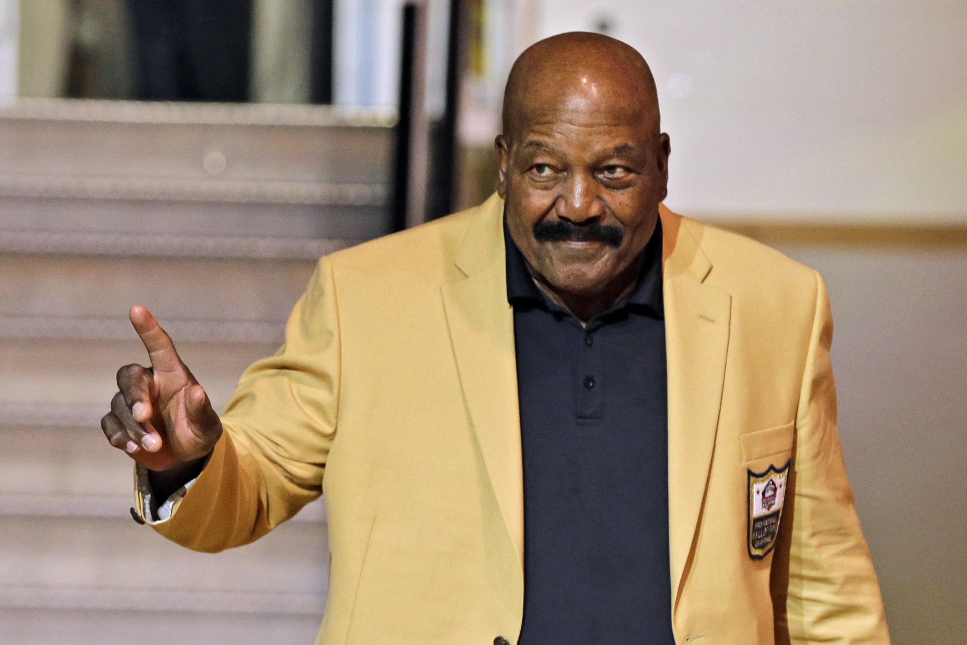 Jim Brown, miembro del Salón de la Fama de la NFL, fallece a los 87 años