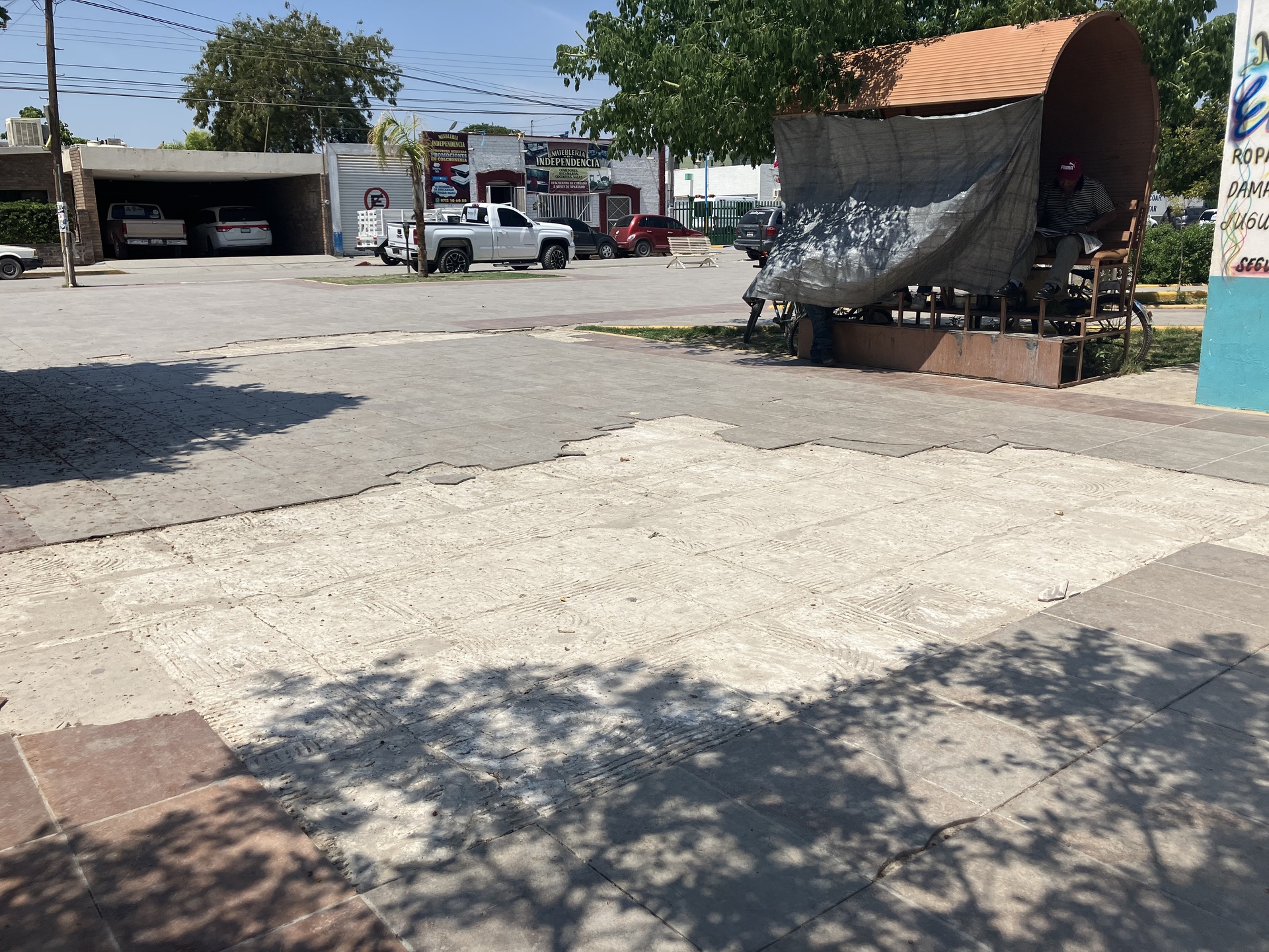 Aumenta deterioro de la plaza principal de Matamoros