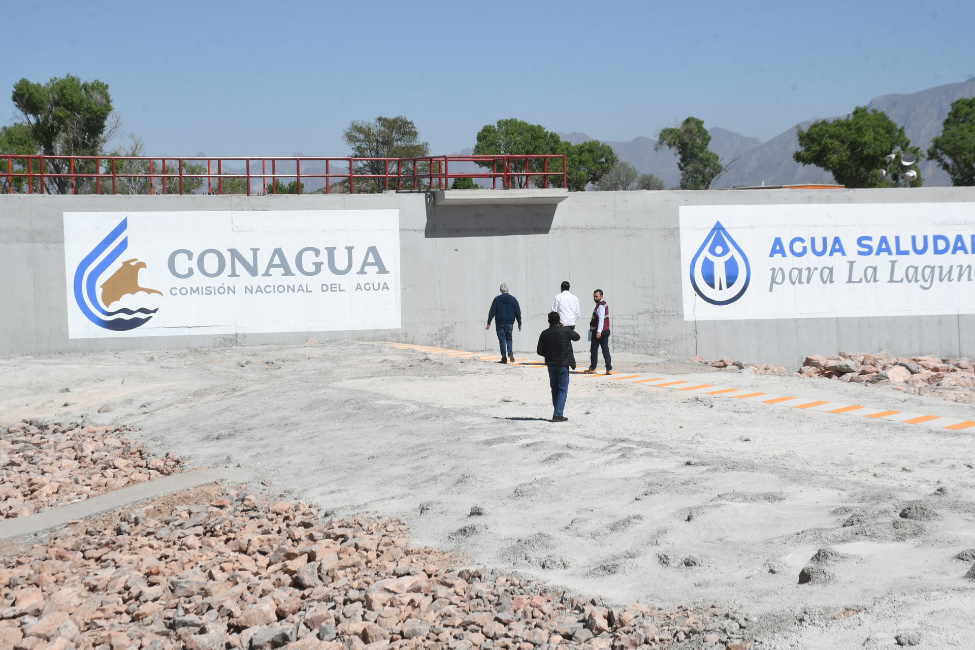 El Gobierno federal destinará unos 150 millones de pesos a las obras que formarán parte de Agua Saludable para La Laguna en el municipio de Torreón. (FERNANDO COMPEÁN)
