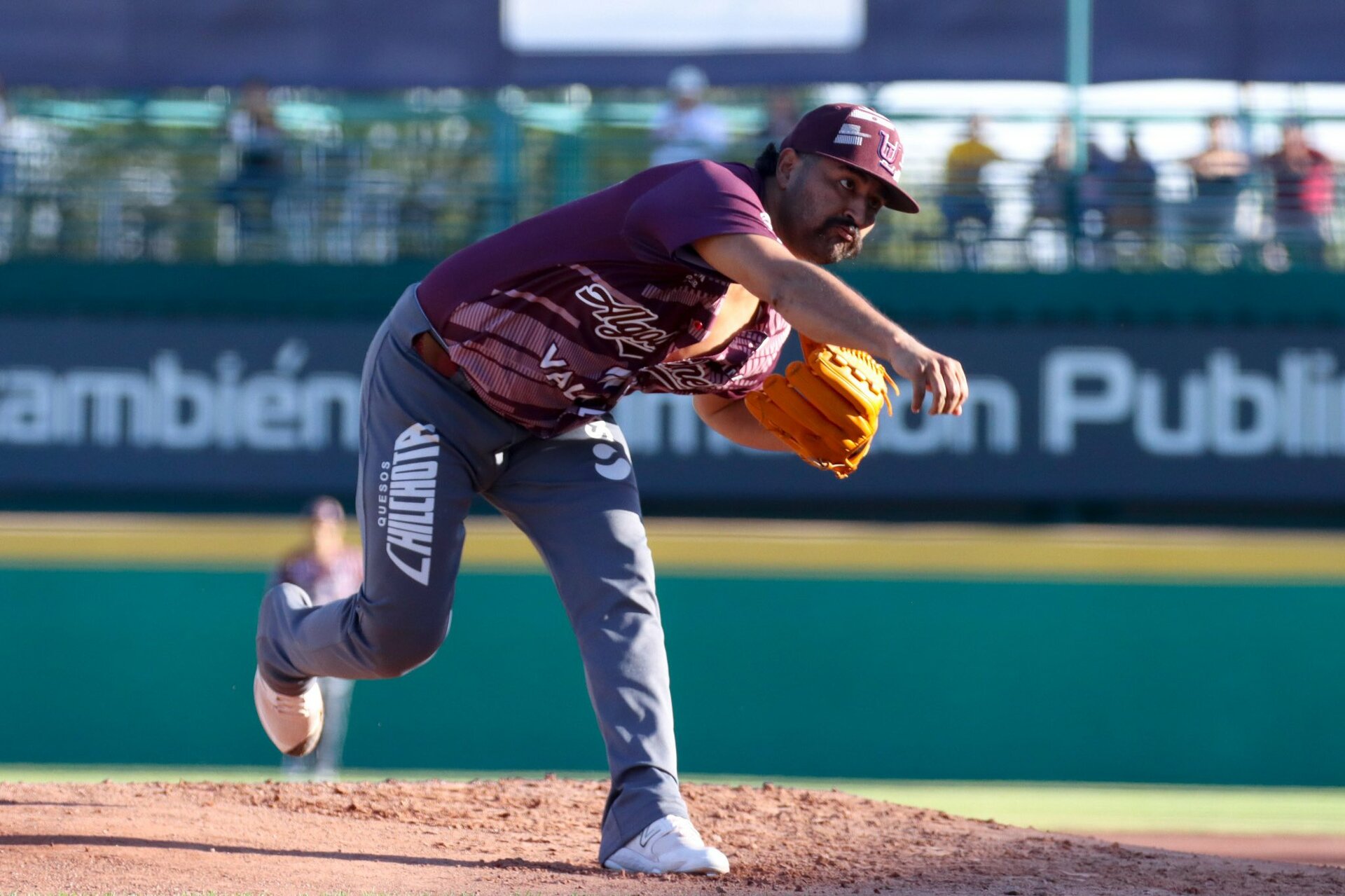 Joshua Corrales no permitió carreras en cinco entradas. (Cortesía)