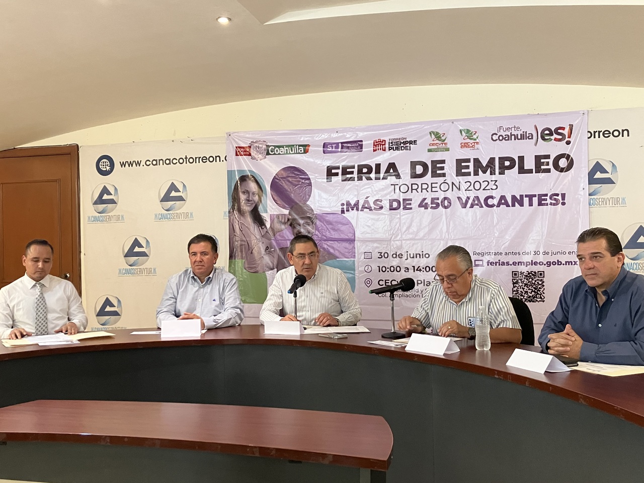 Promueven 450 vacantes en la Feria de Empleo de Torreón, que se realizará este viernes. (EL SIGLO DE TORREÓN)