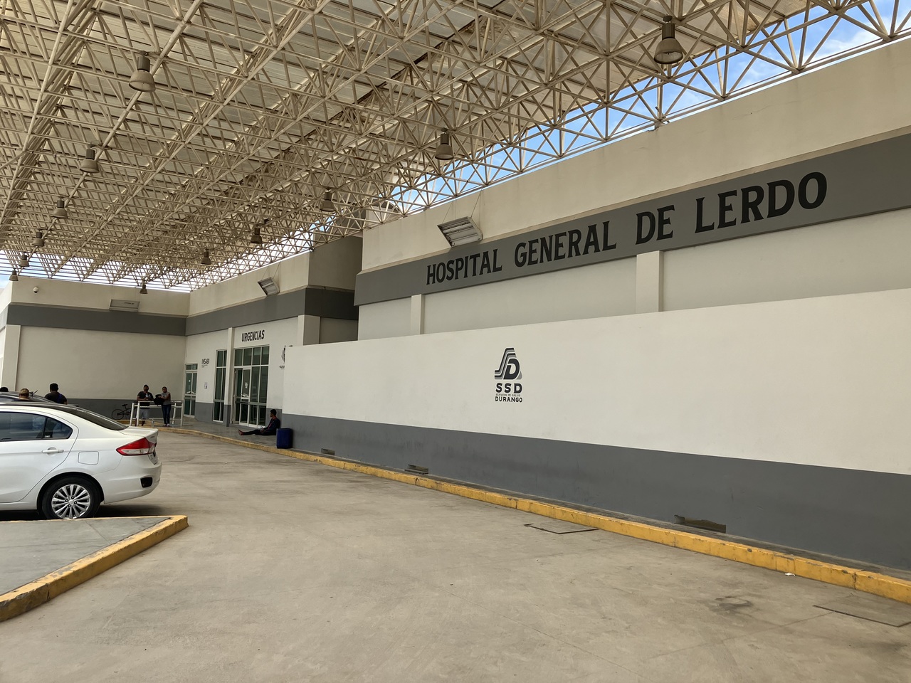 Personal del Hospital General de Lerdo recibió a una persona del sexo masculino con signos y síntomas de golpe de calor. (EL SIGLO DE TORREÓN)