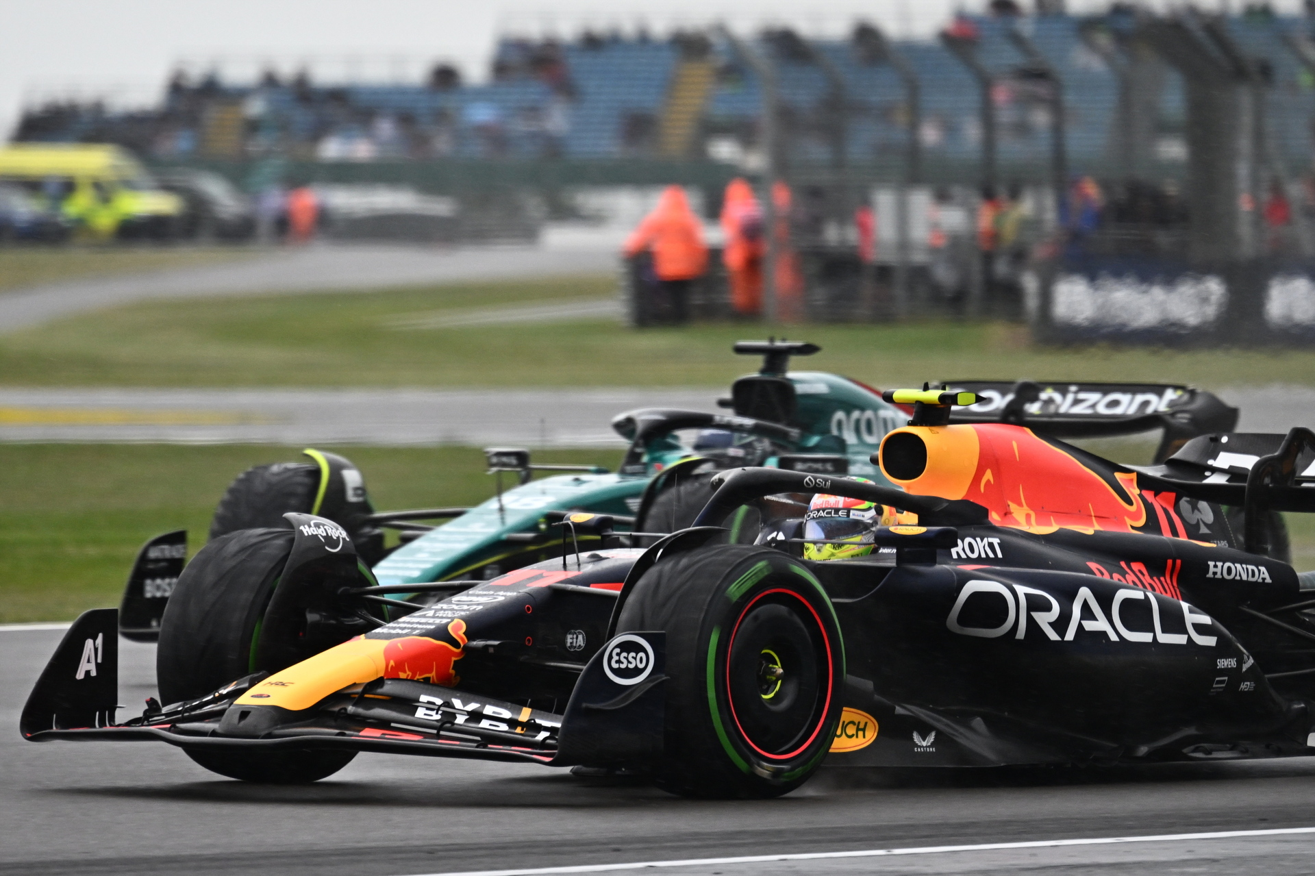 Sergio Pérez, de Red Bull y segundo en el campeonato, quedó eliminado este sábado en la primera ronda.