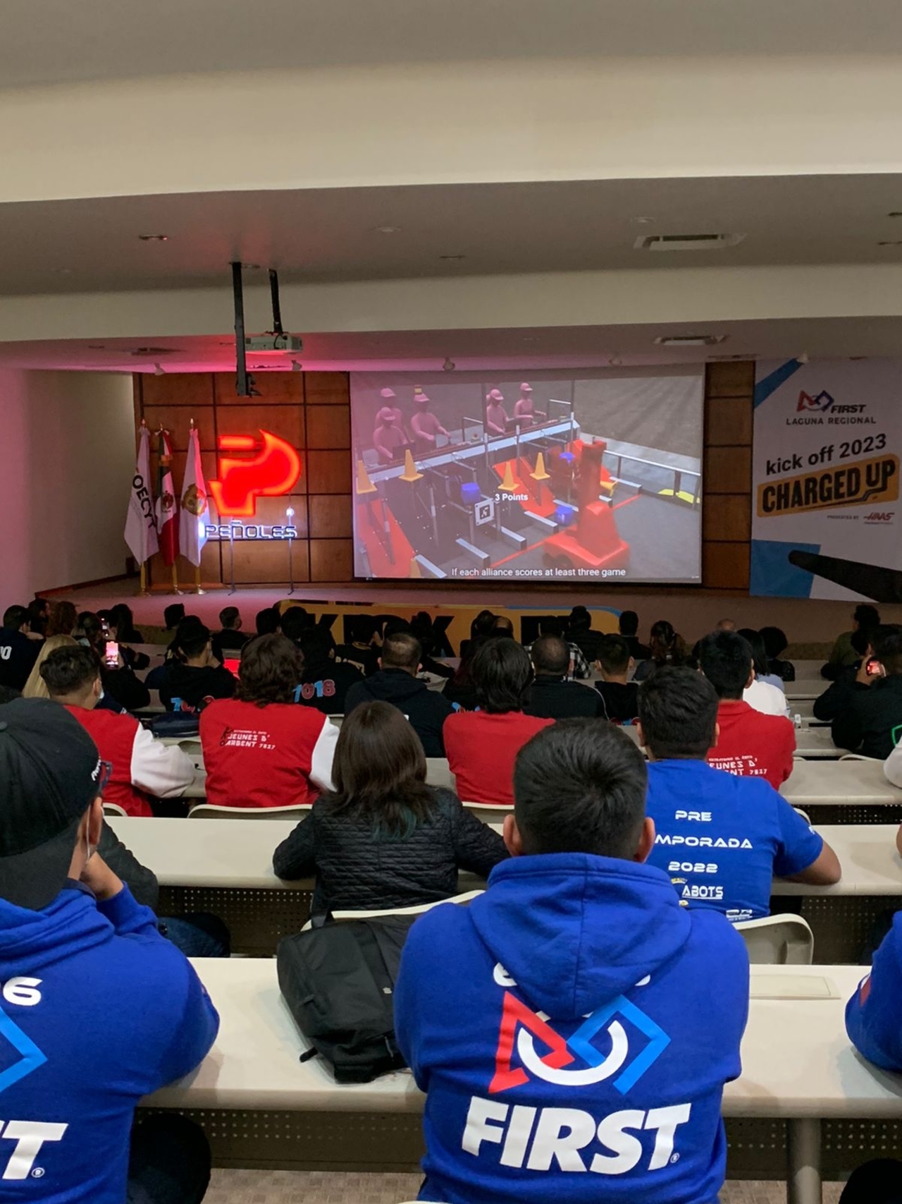 Peñoles apoya en la capacitación de los jóvenes para que cuenten con mejores herramientas. (EL SIGLO DE TORREÓN)