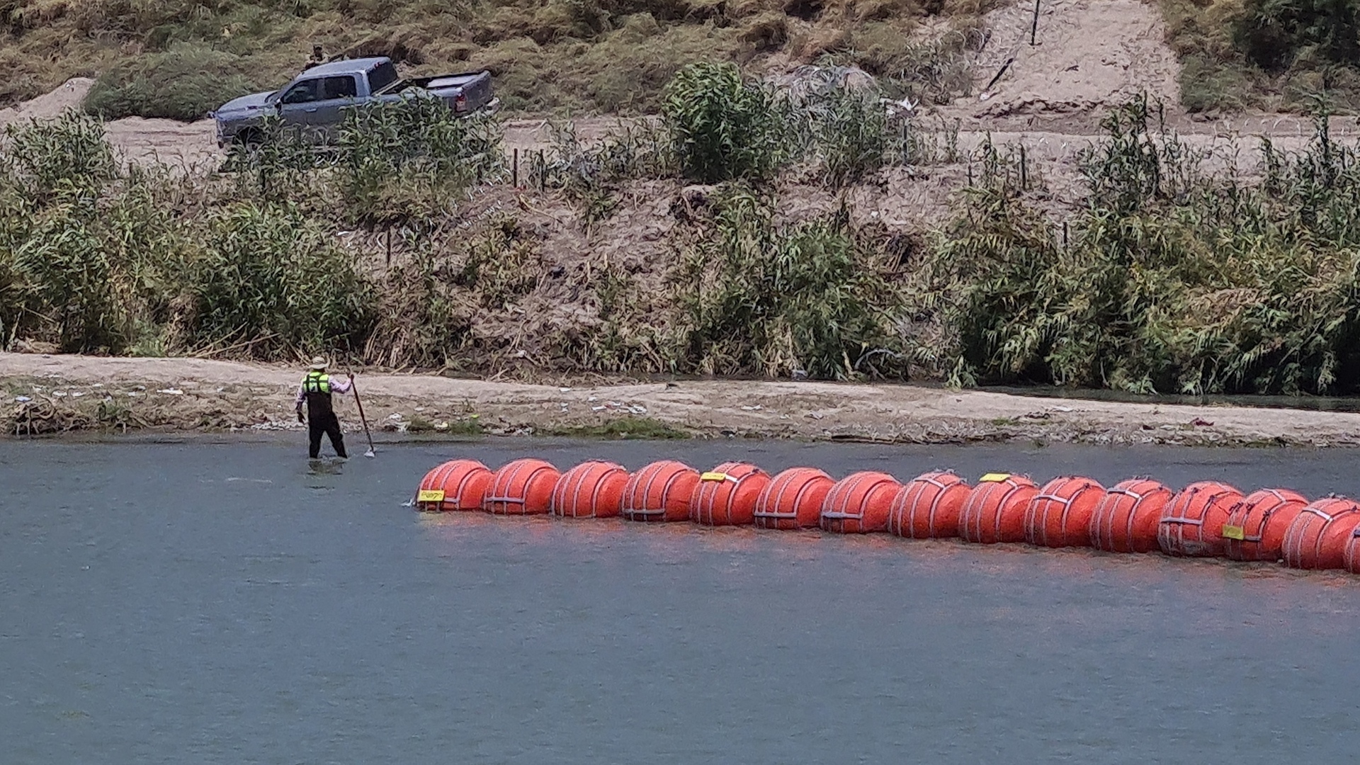 Se presume que se trata de un migrante en tránsito y que intentó cruzar el río Bravo.