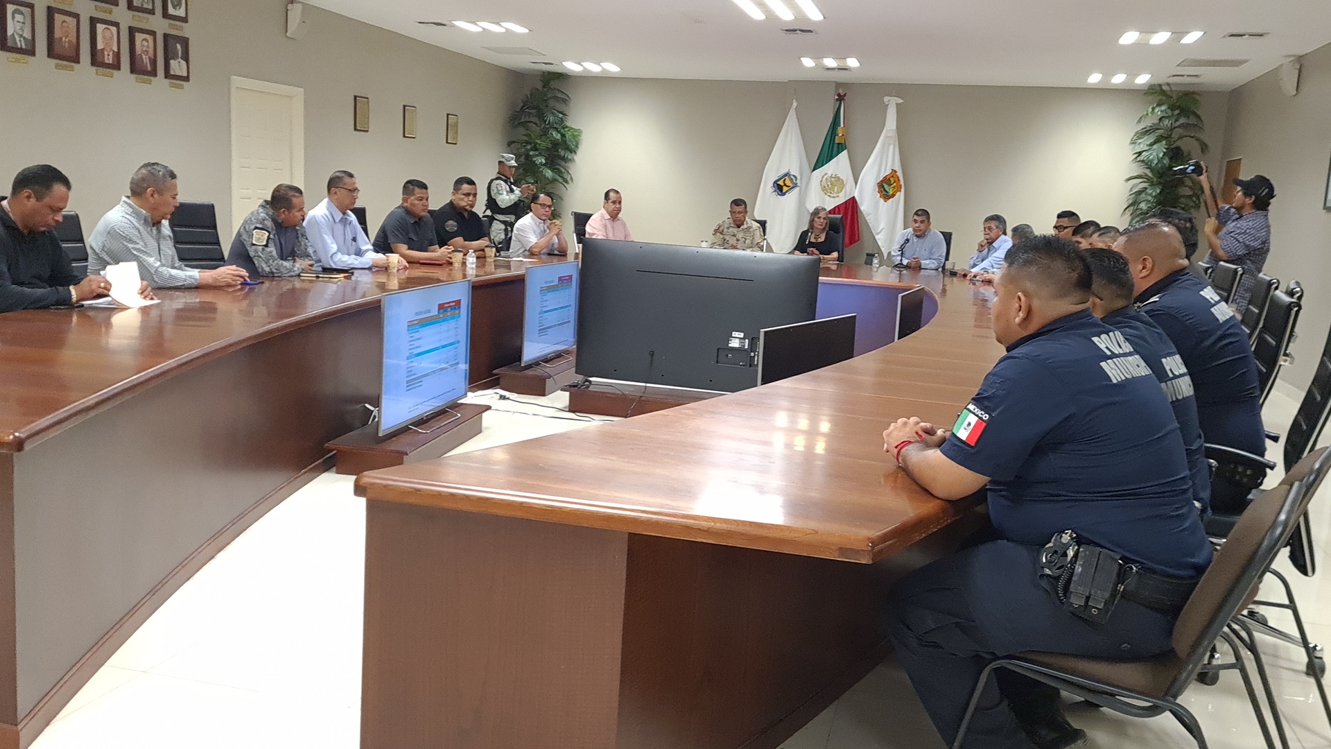 La reunión fue encabezada por Norma Lucille Treviño Galindo, presidenta municipal de Piedras Negras.