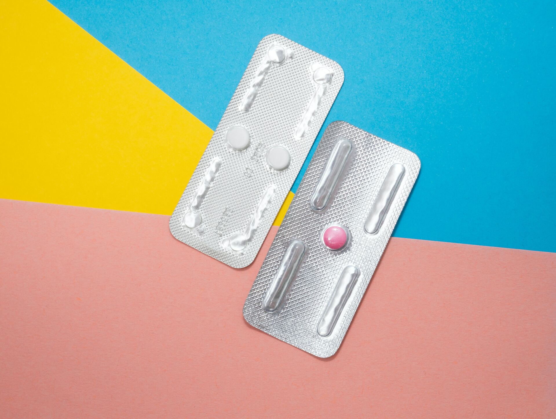 Una píldora anticonceptiva de emergencia, junto a un antiinflamatorio, es más eficaz