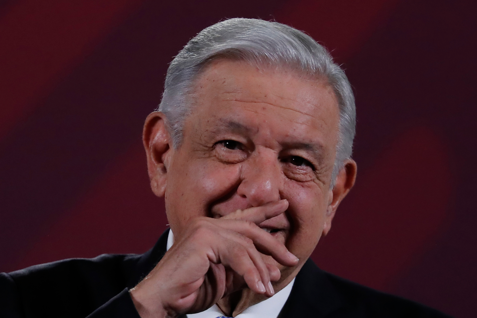  Ironizó al señalar el nombramiento del exgobernador de Tamaulipas, Francisco Javier García Cabeza, como encargado de su estrategia de seguridad. (EFE)