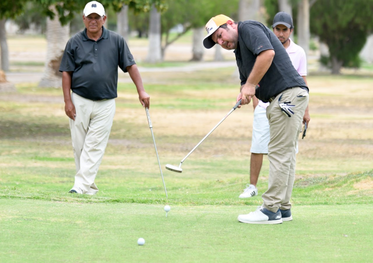 Una estupenda respuesta por parte de los golfistas del club gomezpalatino y de otros de la región, tuvo este certamen. (Ramón Sotomayor)