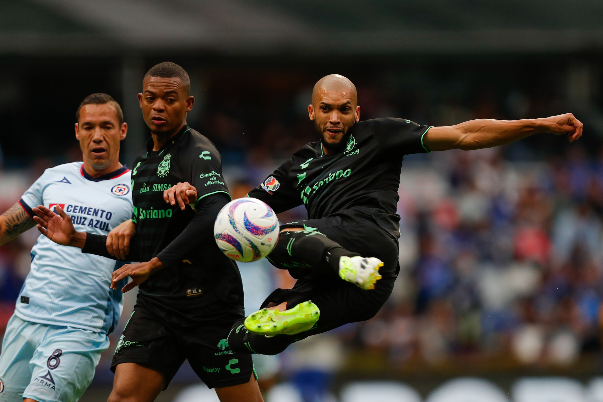 Santos Laguna empata ante Cruz Azul