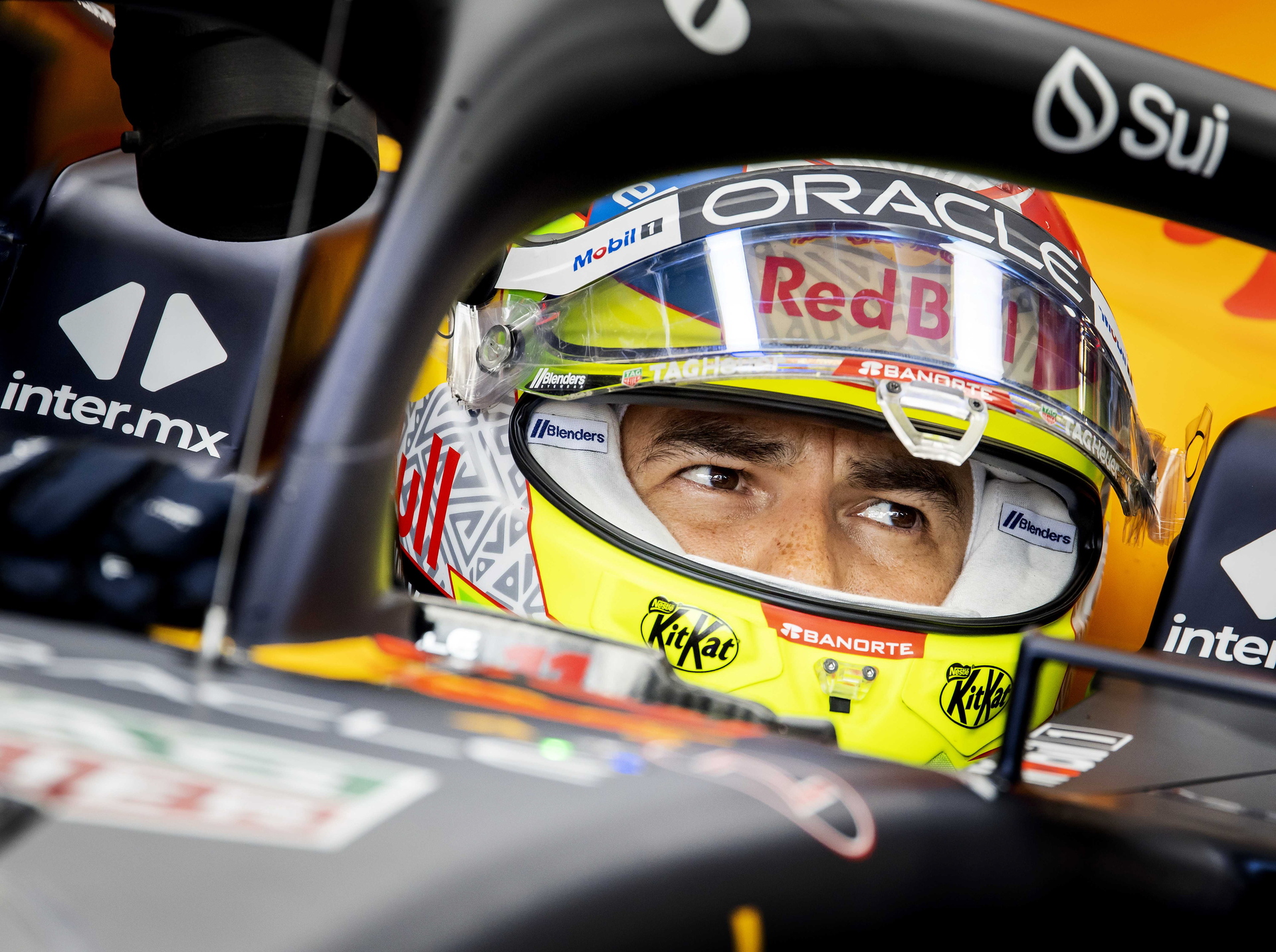 El mexicano Sergio Pérez arrancará desde la séptima posición en Países Bajos, mientras que la 'pole position' fue para su coequipero, Max Verstappen.