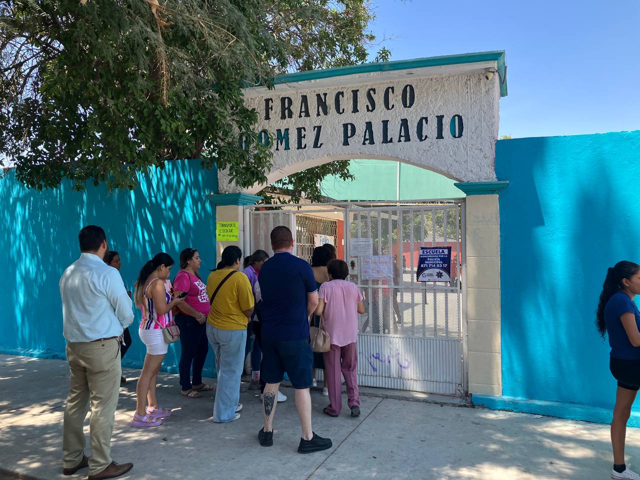 El Siglo de Torreón acudió a la escuela primaria y se informó que no se encontraba el director. (Foto: ANGÉLICA SANDOVAL / EL SIGLO DE TORRÉON)