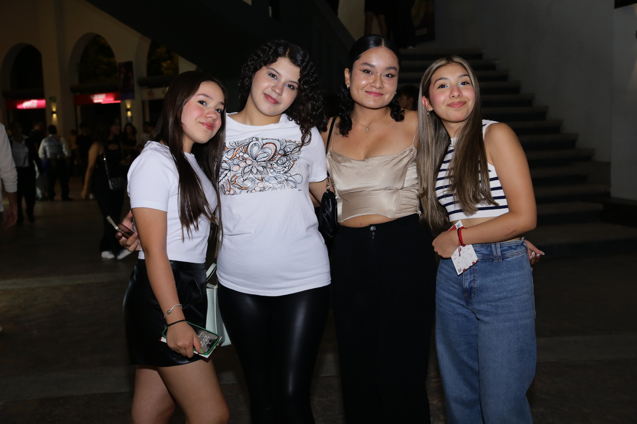 Mía Tovalín, Estibaliz Urbina, Mariana Merino y Yulianna Tovalín (EL SIGLO DE TORREÓN)