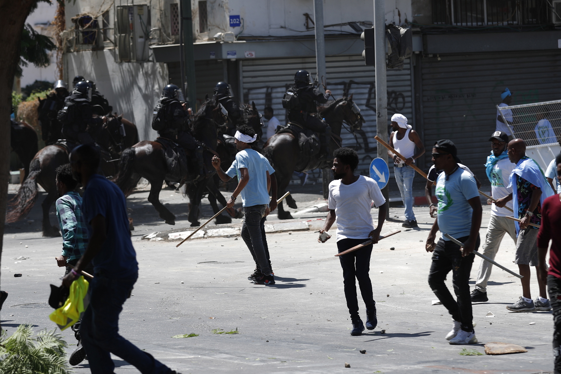 Cerca de 114 personas resultan heridas por los enfrentamientos entre eritreos y la Policía en Israel
