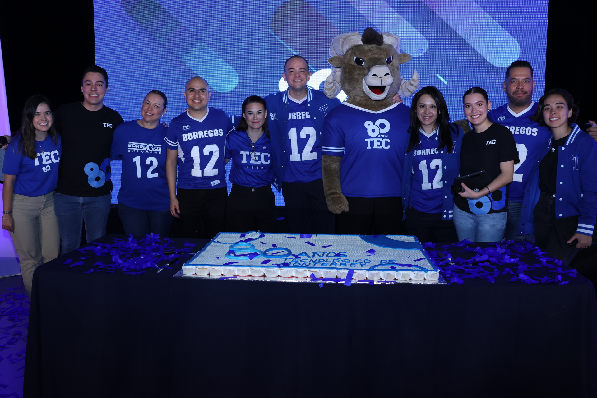 Líderes del instituto reunidos en el festejo de aniversario (EL SIGLO DE TORREÓN/ VAYRON INFANTE)