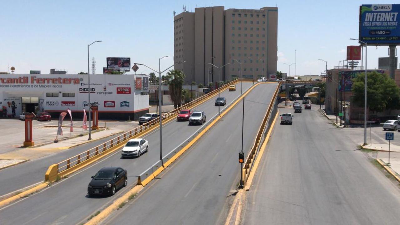 Se han detectado algunas deflexiones en el puente vehicular Diana Laura que no representan peligro alguno, indicó Obras Públicas.