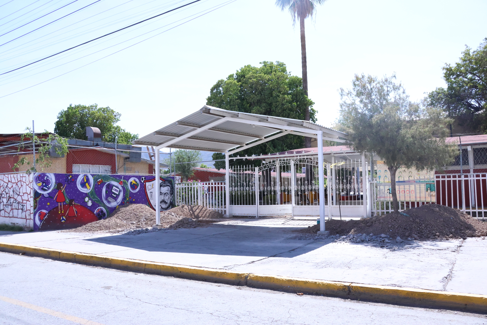 En Coahuila durante los últimos cuatro años han cerrado por falta de alumnos 130 escuelas de educación básica, tanto públicas como privadas. (Foto: VAYRON INFANTE / EL SIGLO COAHUILA)