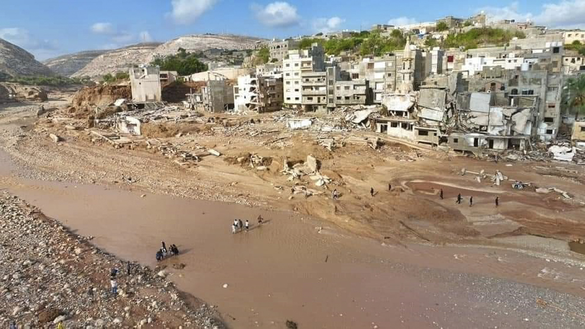Ciclón Daniel deja 6,872 muertos y más de 10,000 desaparecidos tras su paso en Libia