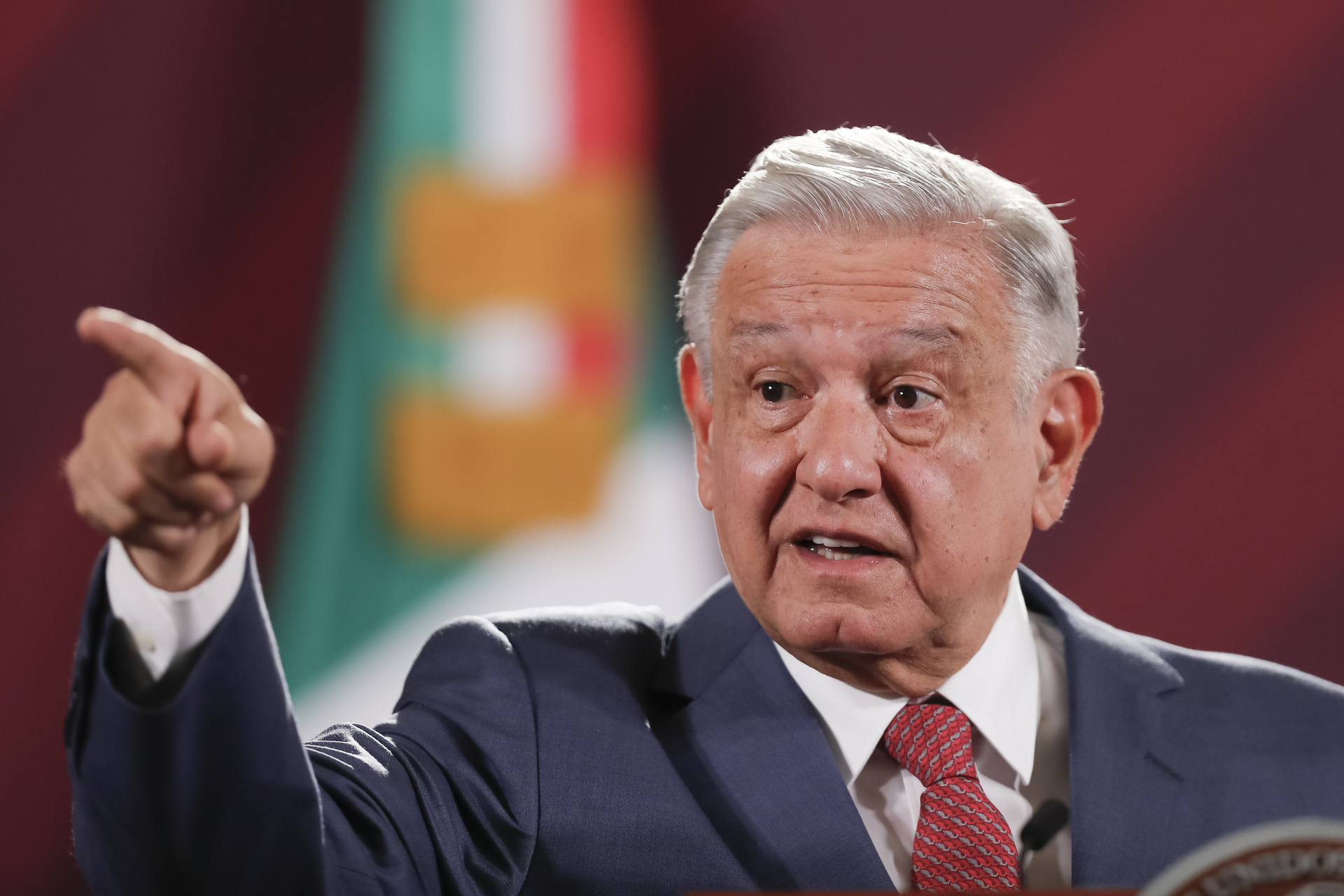 AMLO volvió a decir que hace una reforma para que jueces, magistrados y ministros sean elegidos por la ciudadanía.